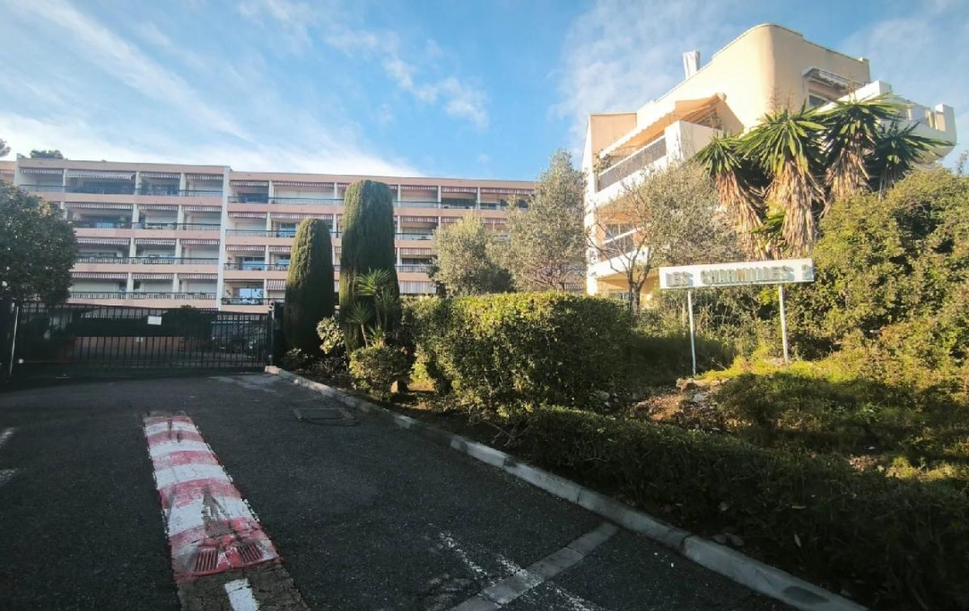 Annonces MENTON : Appartement | ROQUEBRUNE-CAP-MARTIN (06190) | 48 m2 | 290 000 &euro; 