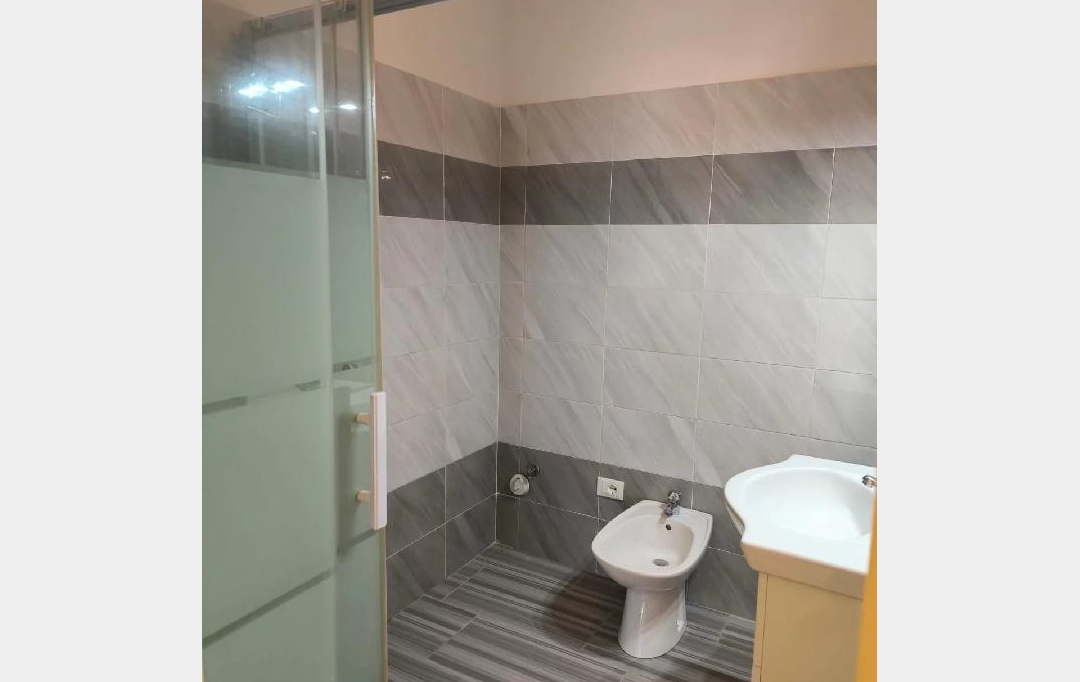 Annonces MENTON : Appartement | ROQUEBRUNE-CAP-MARTIN (06190) | 48 m2 | 290 000 &euro; 